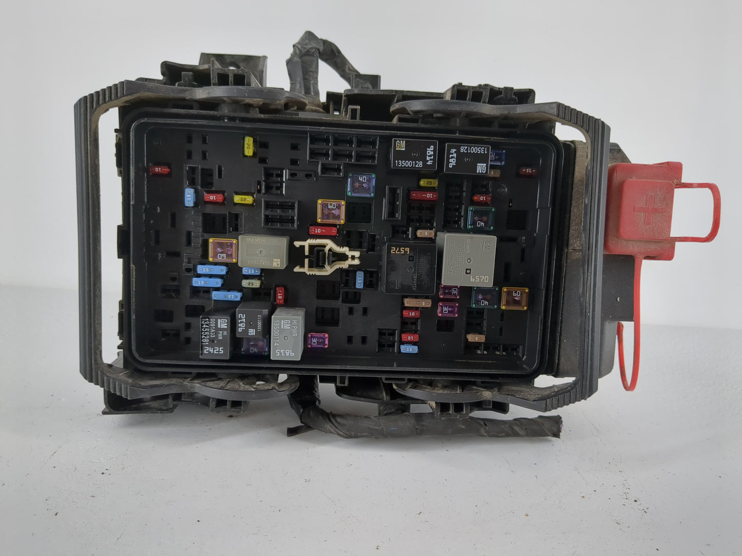 2019-2021 Chevrolet Malibu Fusebox Fuse Box Panel Relay Module P/N:85950807 Fits Fits 2019 2020 2021 OEM Used Auto Parts - O