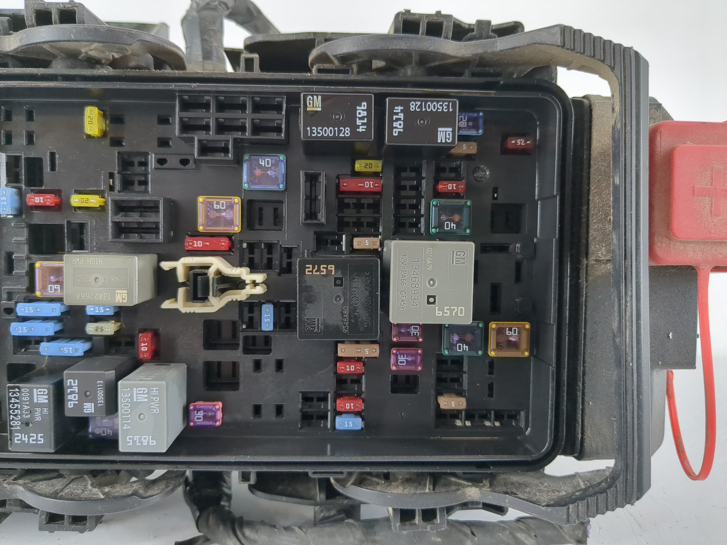 2019-2021 Chevrolet Malibu Fusebox Fuse Box Panel Relay Module P/N:85950807 Fits Fits 2019 2020 2021 OEM Used Auto Parts - O