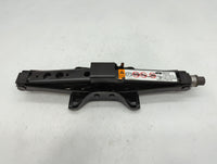 2021 Chevrolet Malibu Spare Scissor Car Jack 1112407 - Oemusedautoparts1.com