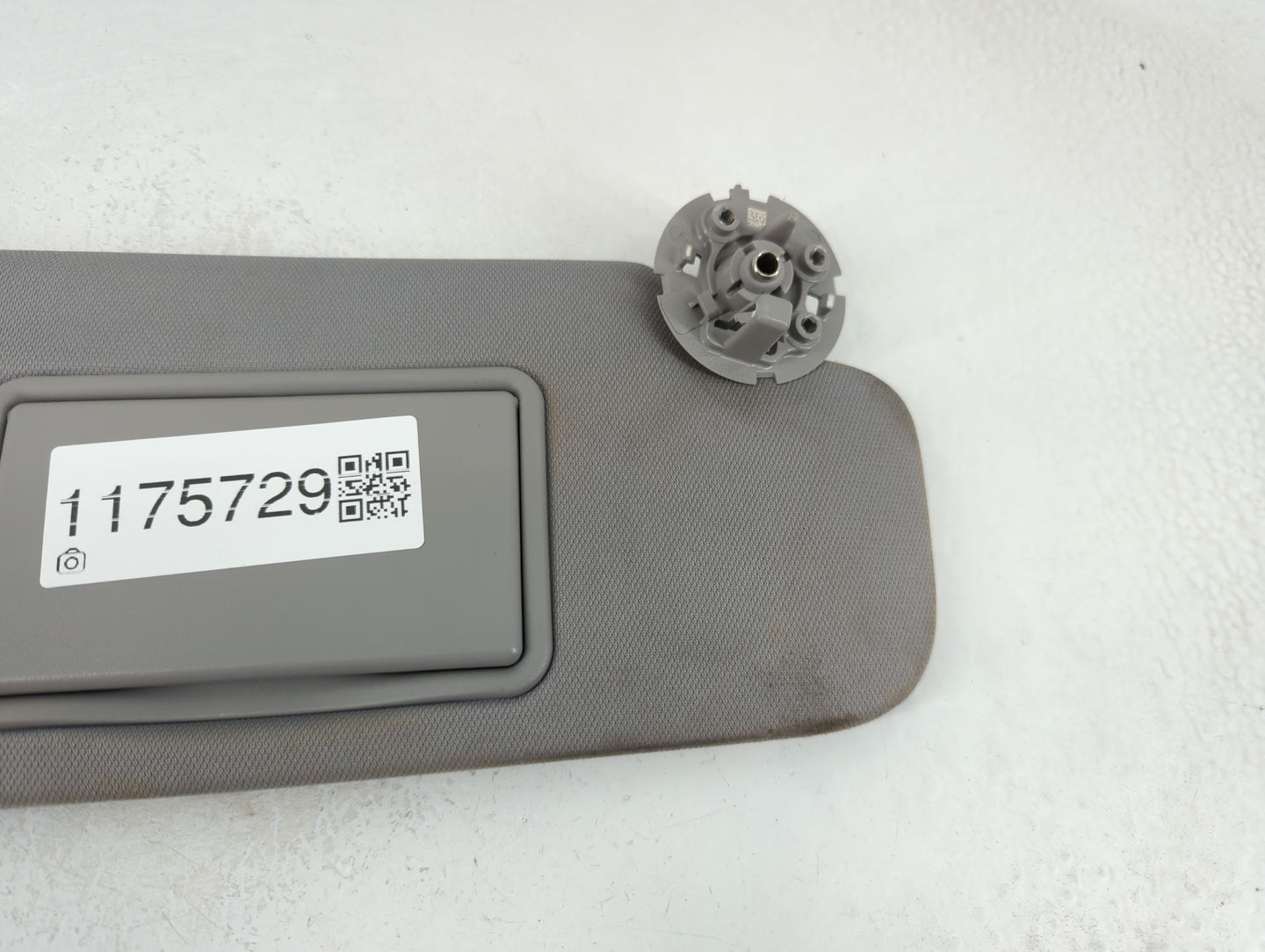 2016-2021 Chevrolet Malibu Sun Visor Shade Replacement Passenger Right Mirror Fits Fits 2016 2017 2018 2019 2020 2021 OEM Us