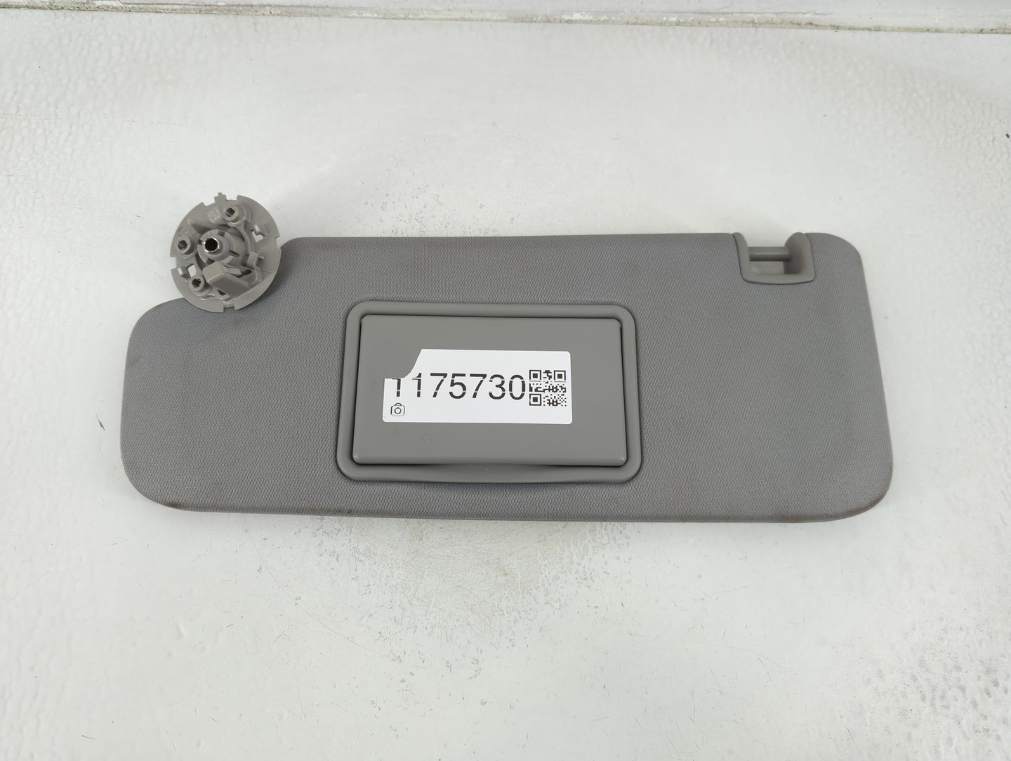 2016-2021 Chevrolet Malibu Sun Visor Shade Replacement Driver Left Mirror Fits Fits 2016 2017 2018 2019 2020 2021 OEM Used A