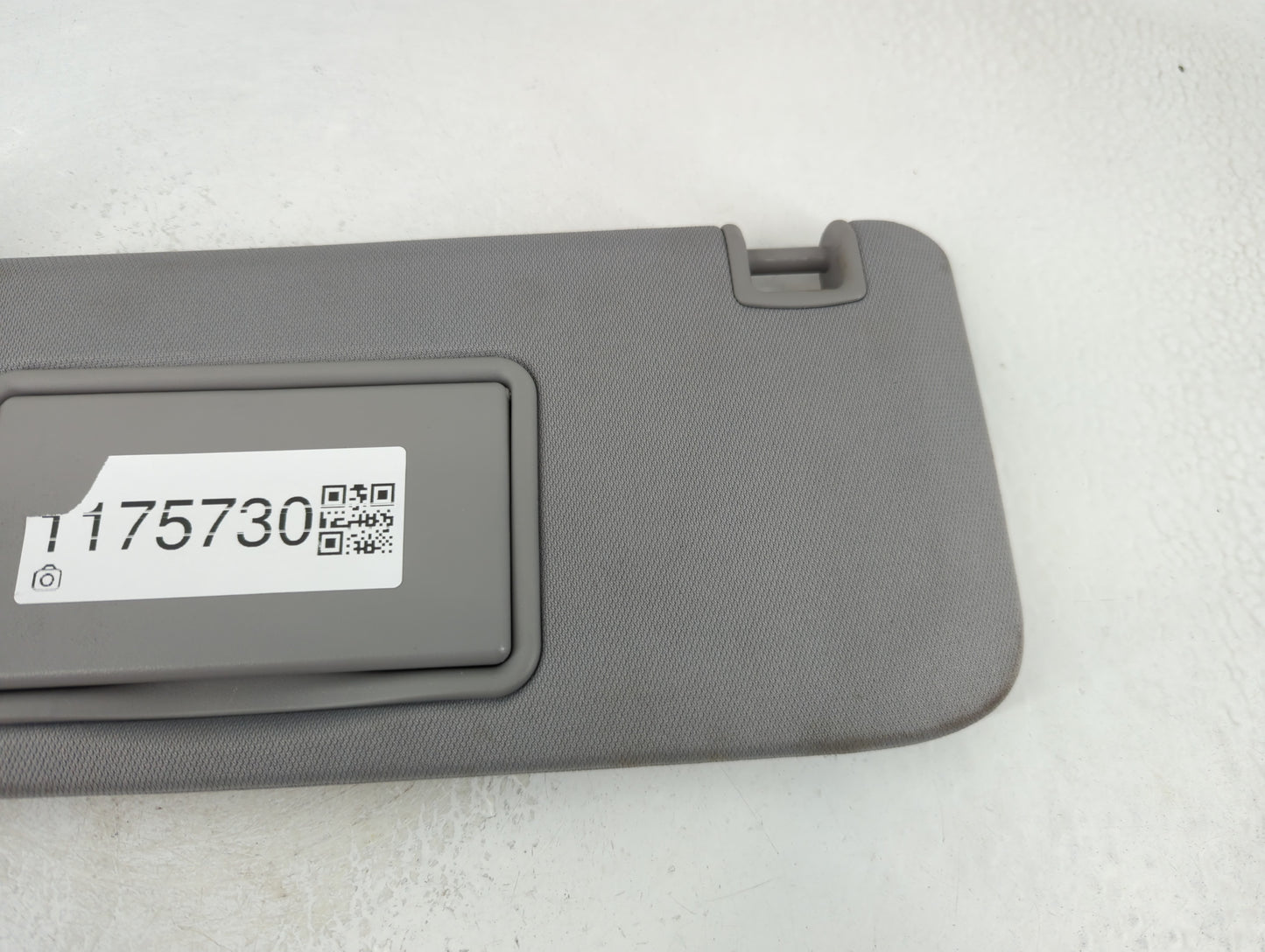 2016-2021 Chevrolet Malibu Sun Visor Shade Replacement Driver Left Mirror Fits Fits 2016 2017 2018 2019 2020 2021 OEM Used A