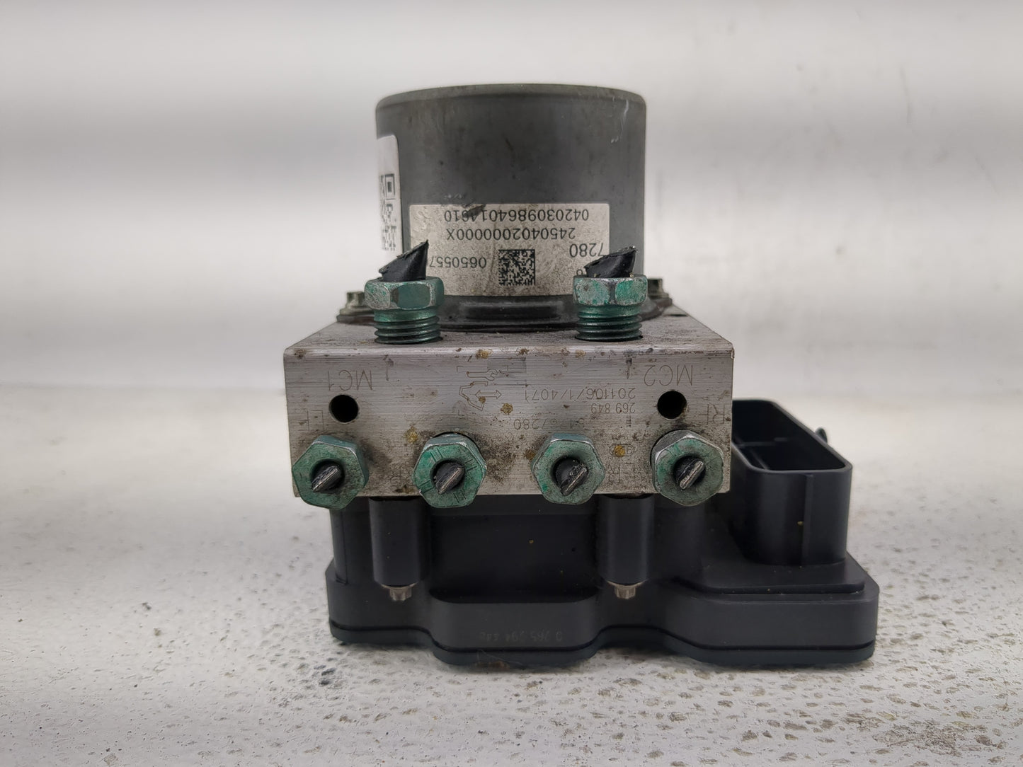 2019-2021 Chevrolet Malibu ABS Pump Control Module Replacement P/N:065055766 8476 7280 Fits Fits 2019 2020 2021 OEM Used Aut