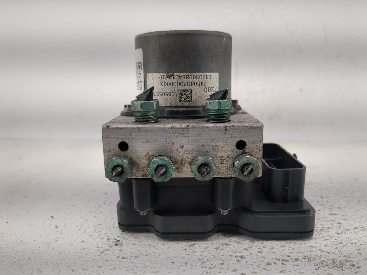 2019-2021 Chevrolet Malibu Anti-Lock Brake ABS Pump Module Actuator OEM P/N:065055766 8476 7280 Fits Fits 2019 2020 2021 OEM