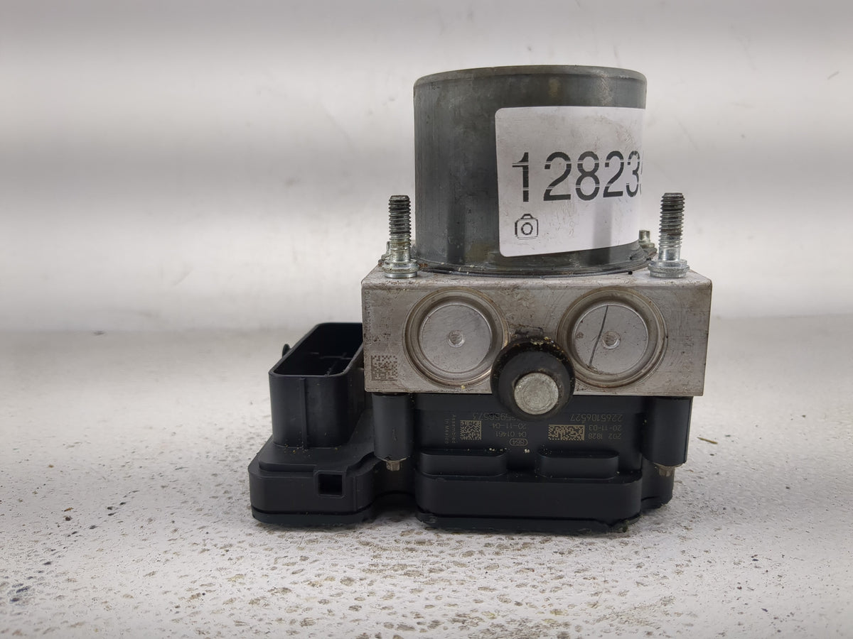2019-2021 Chevrolet Malibu Anti-Lock Brake ABS Pump Module Actuator OEM P/N:065055766 8476 7280 Fits Fits 2019 2020 2021 OEM