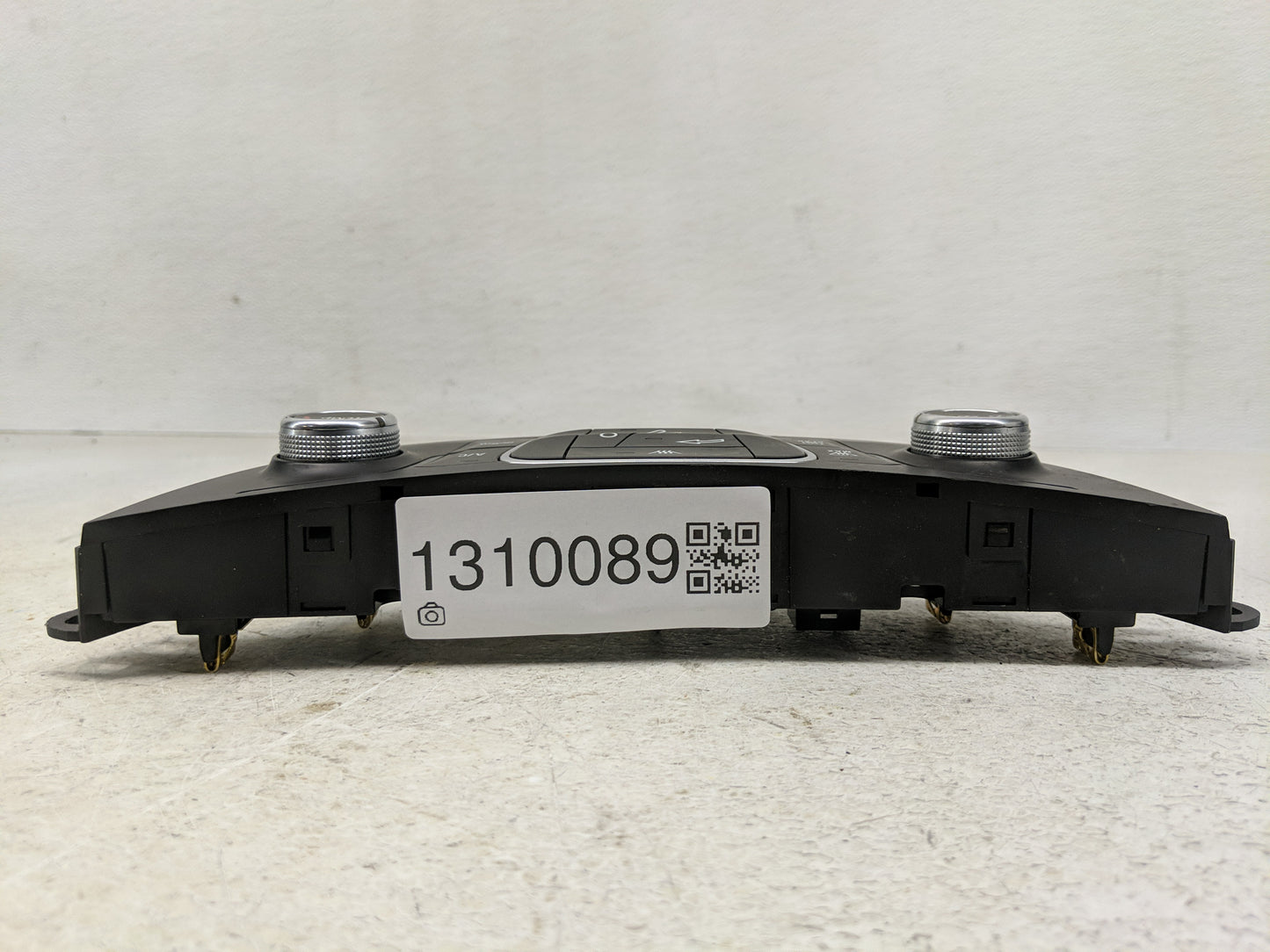2019-2021 Chevrolet Malibu Climate Control Module Temperature AC/Heater Replacement P/N:000235226 84426651 Fits OEM Used Aut