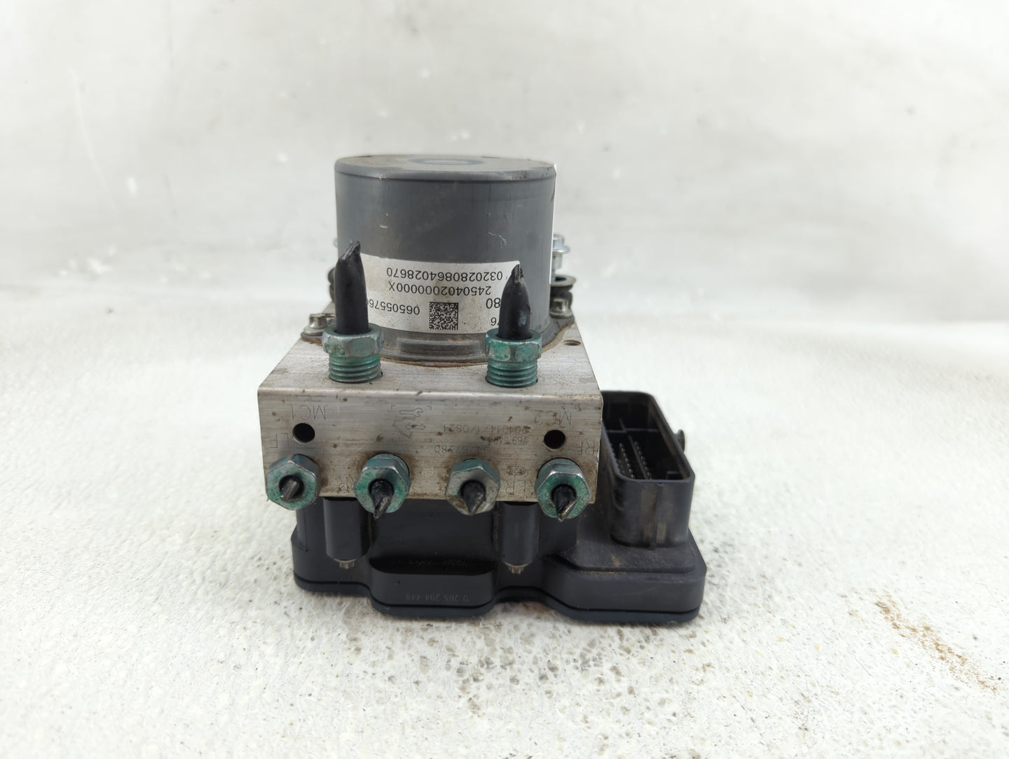 2019-2021 Chevrolet Malibu ABS Pump Control Module Replacement P/N:06505576 8476 7280 Fits Fits 2019 2020 2021 OEM Used Auto