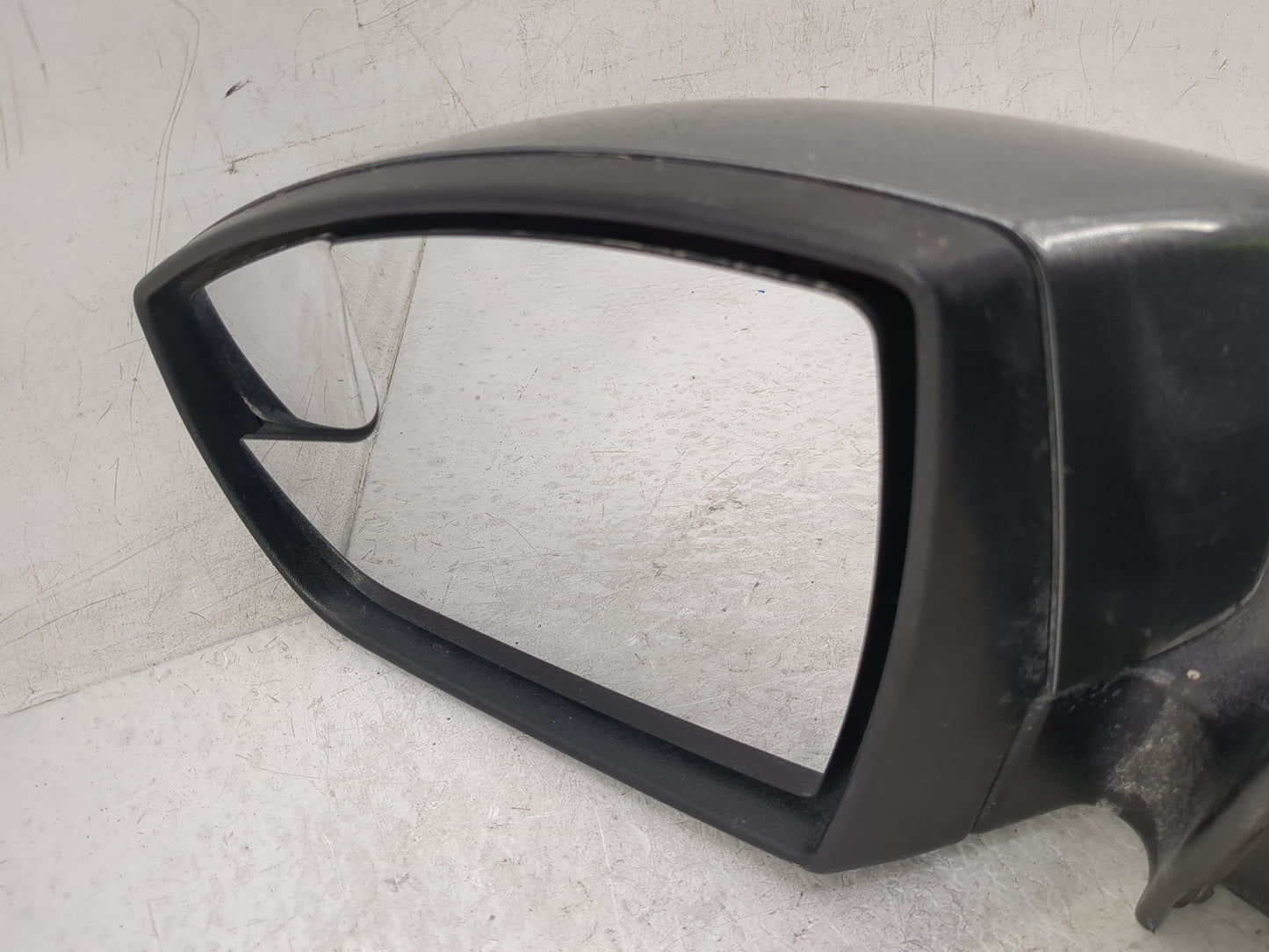 2016-2021 Chevrolet Malibu Driver Side View Mirror - Left Door Mirror OEM Used - Oemusedautoparts1.com