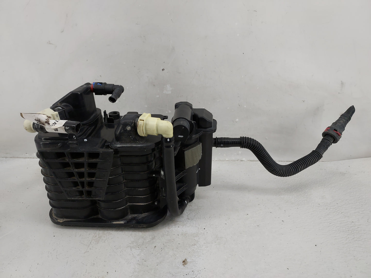 2021 Chevrolet Malibu Fuel Vapor Charcoal Canister - Oemusedautoparts1.com