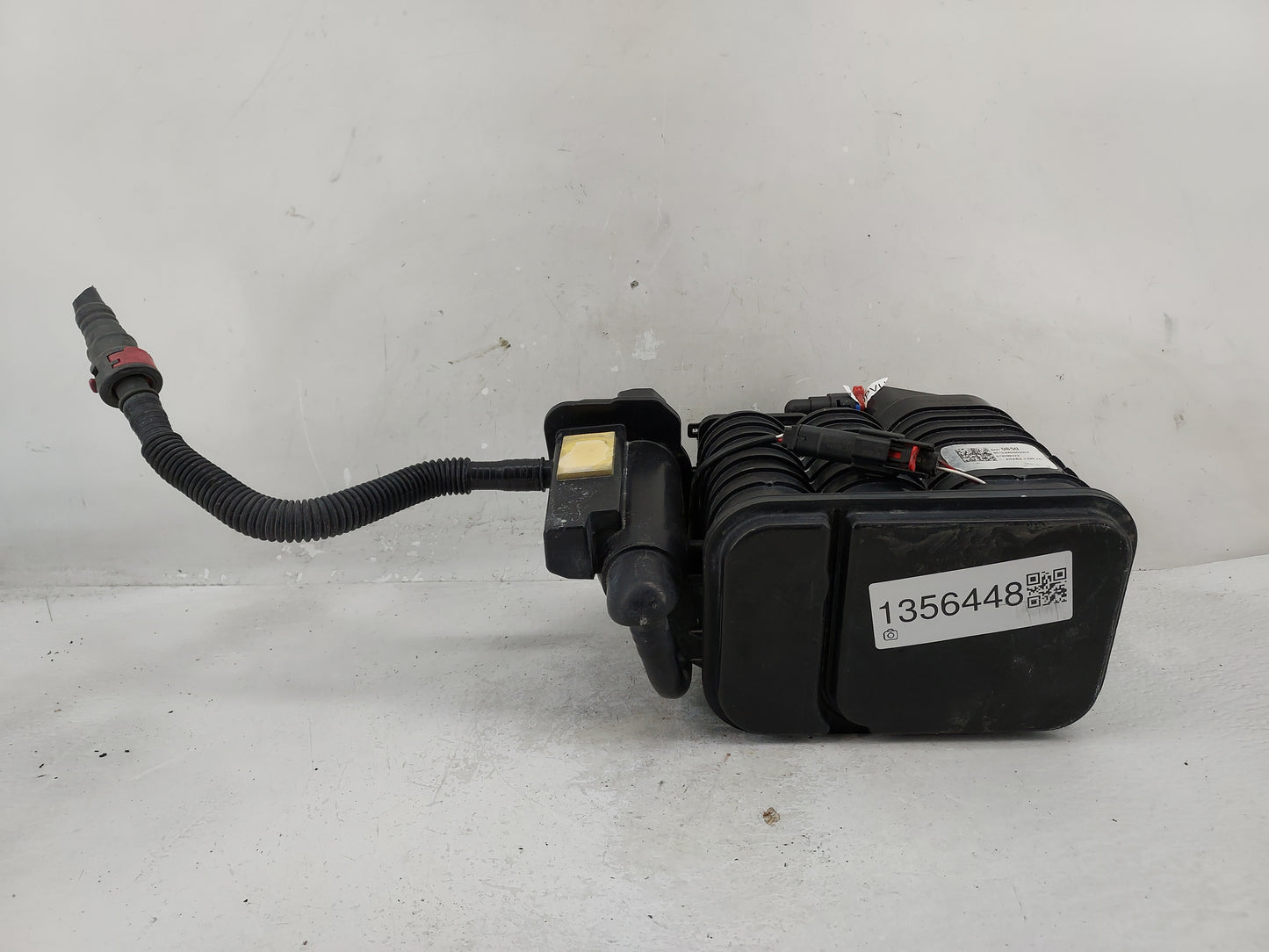 2021 Chevrolet Malibu Fuel Vapor Charcoal Canister - Oemusedautoparts1.com
