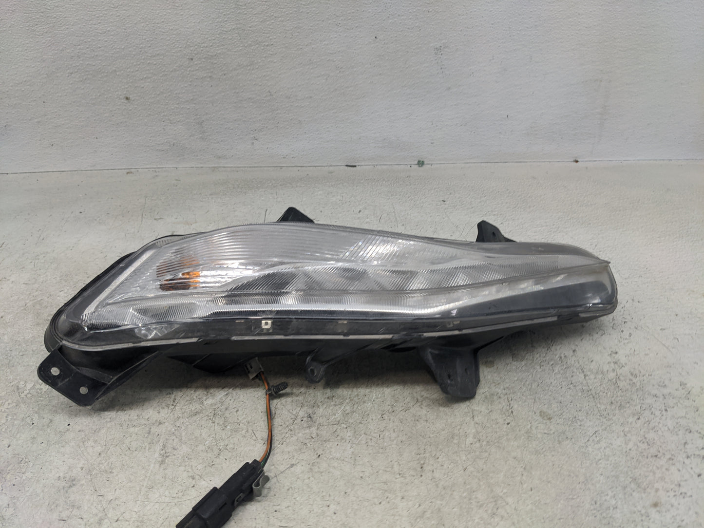 2019-2022 Chevrolet Malibu Driver Left Oem Front Light Lamp - Oemusedautoparts1.com