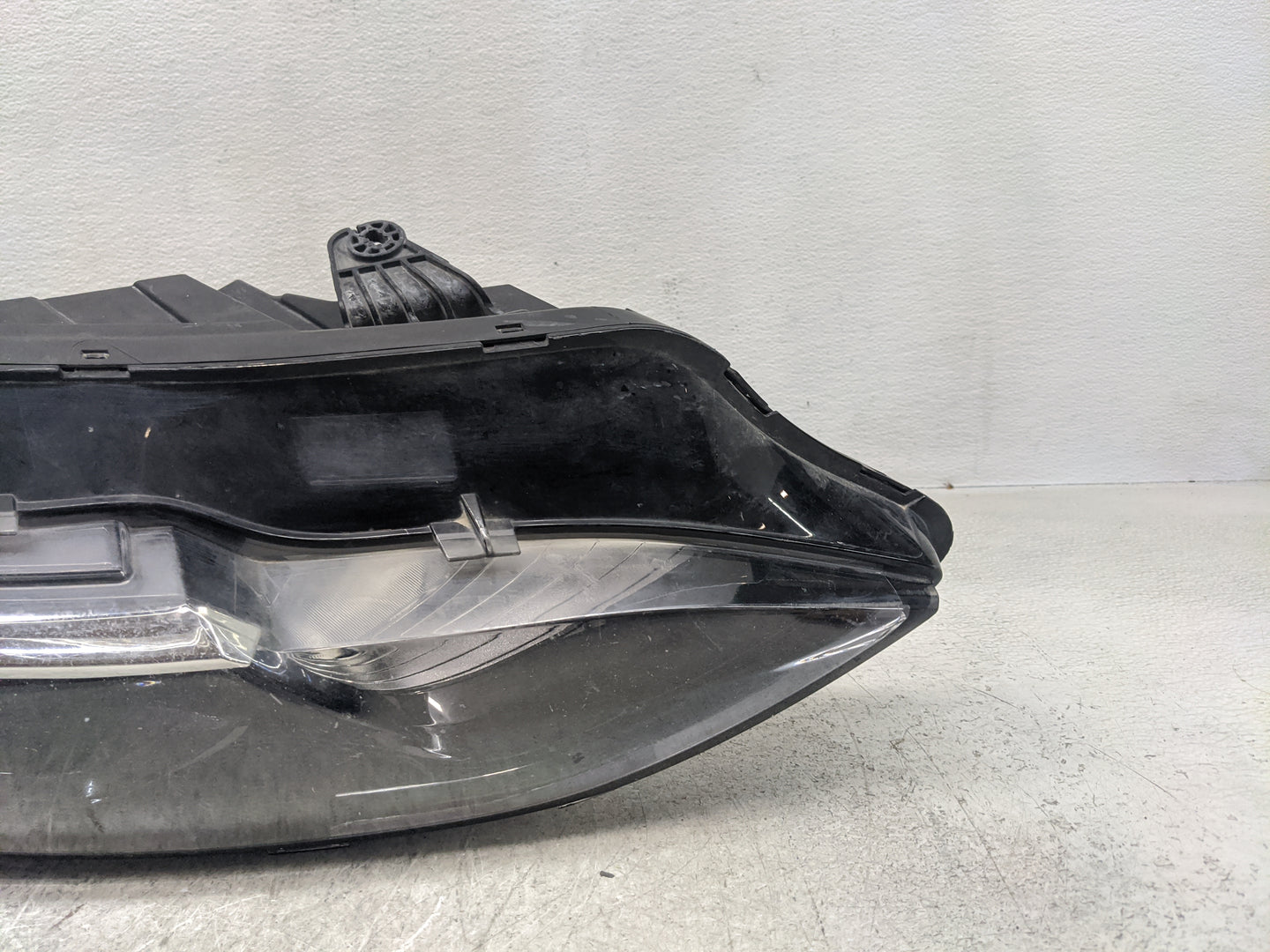 2019-2022 Chevrolet Malibu Passenger Right Oem Head Light Headlight Lamp - Oemusedautoparts1.com