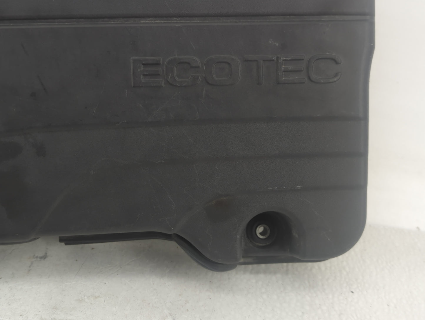 2021 Chevrolet Malibu Engine Cover - Oemusedautoparts1.com