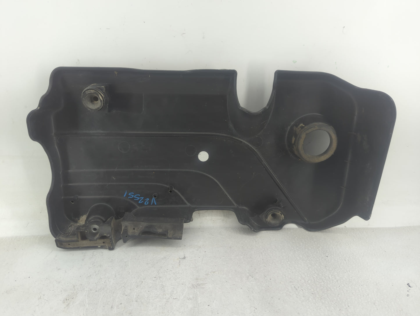 2021 Chevrolet Malibu Engine Cover - Oemusedautoparts1.com