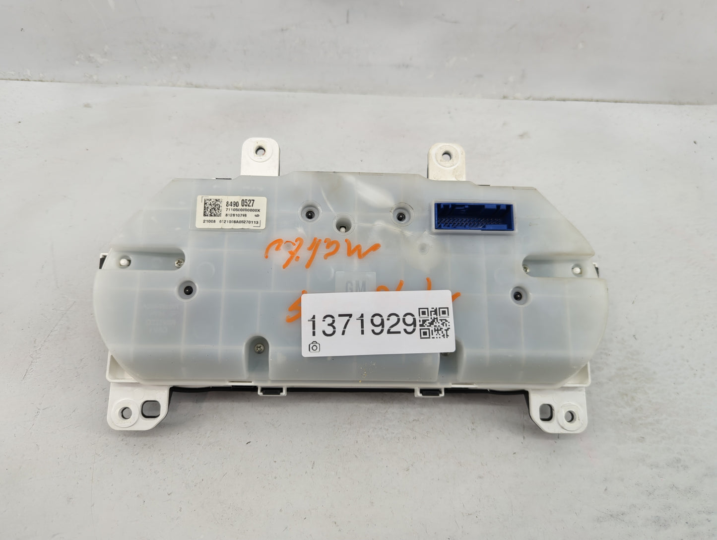 2020-2021 Chevrolet Malibu Instrument Cluster Speedometer Gauges P/N:812610798 84900527 Fits Fits 2020 2021 OEM Used Auto Pa