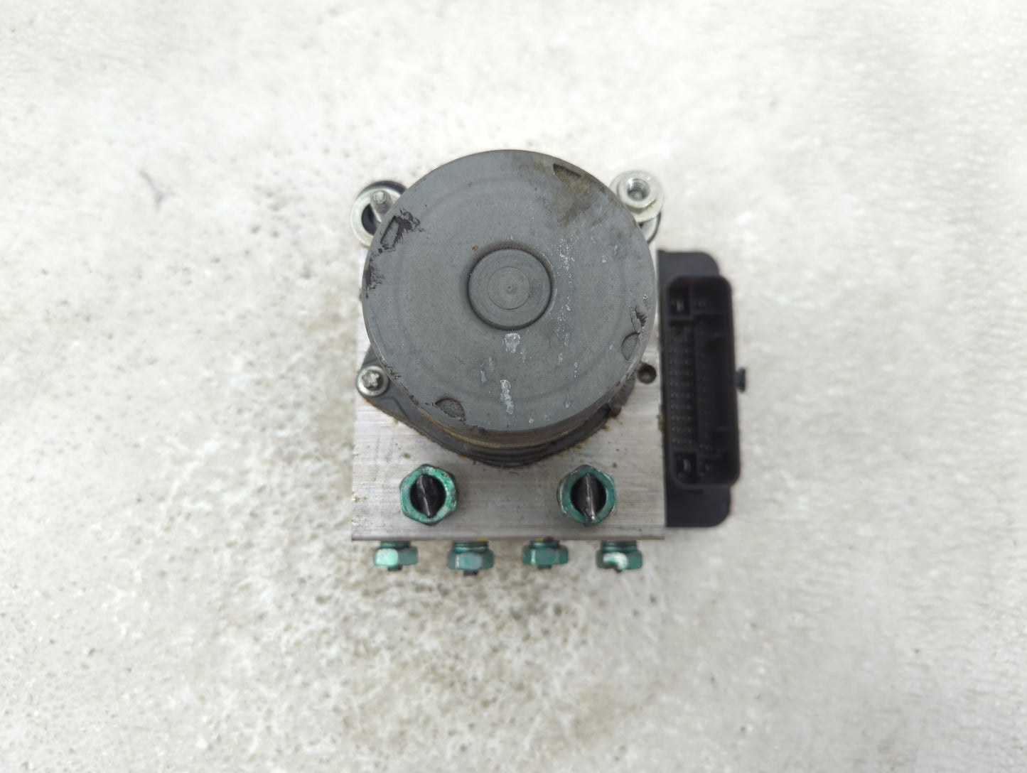 2019-2021 Chevrolet Malibu ABS Pump Control Module Replacement P/N:8476 7280 065055766 Fits Fits 2019 2020 2021 OEM Used Aut