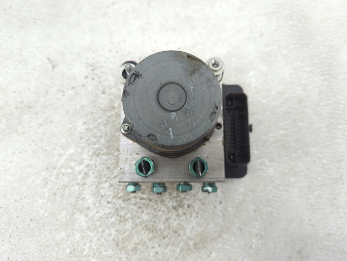 2019-2021 Chevrolet Malibu Anti-Lock Brake ABS Pump Module Actuator OEM P/N:8476 7280 065055766 Fits Fits 2019 2020 2021 OEM