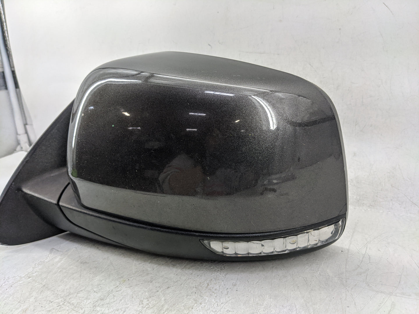 2019-2021 Chevrolet Malibu Driver Side View Mirror - Left Door Mirror OEM Used - Oemusedautoparts1.com