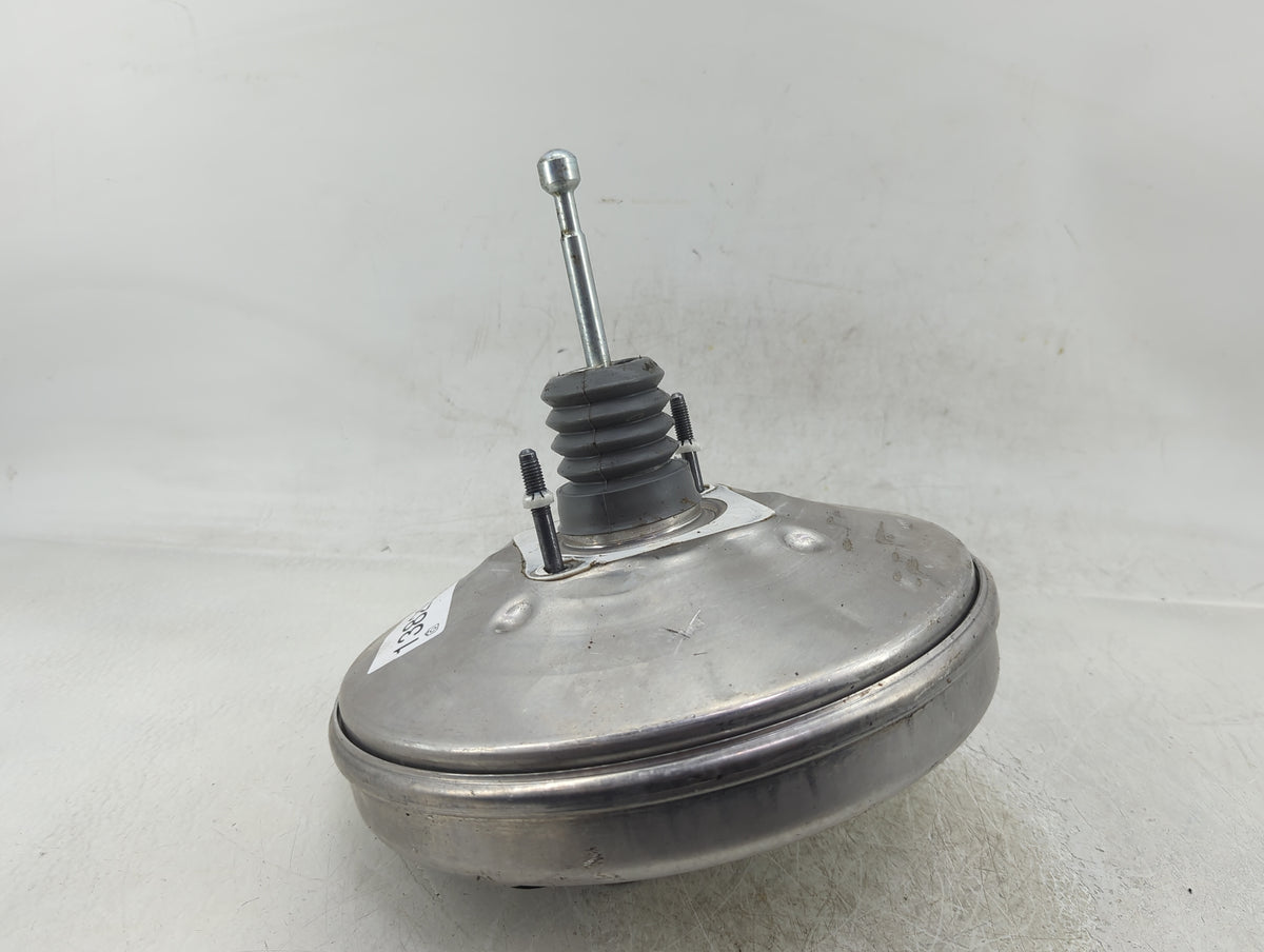 2016-2021 Chevrolet Malibu Power Brake Booster Oem 1382935 - Oemusedautoparts1.com