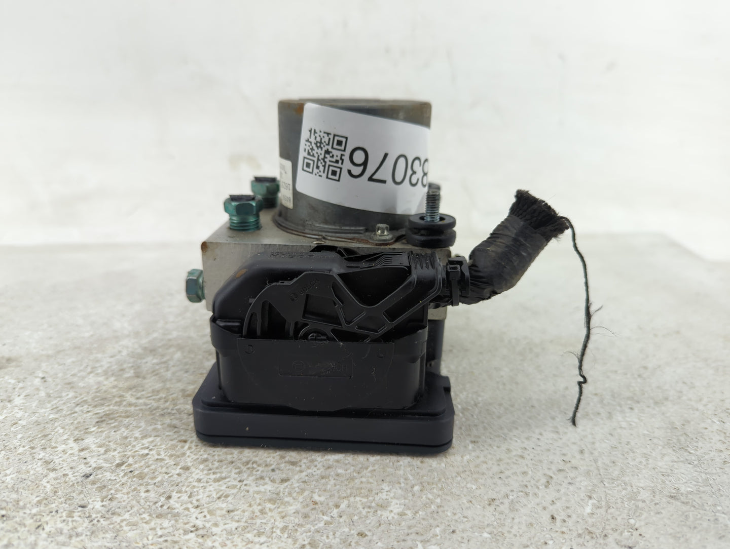 2019-2021 Chevrolet Malibu ABS Pump Control Module Replacement P/N:84501623 Fits Fits 2019 2020 2021 OEM Used Auto Parts - O