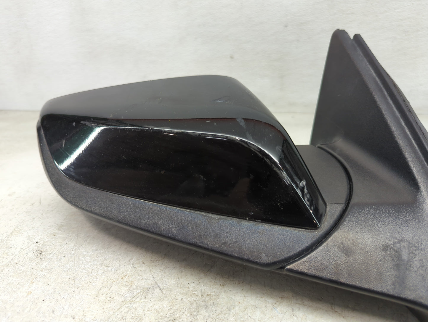 2019-2021 Chevrolet Malibu Passenger Side View Mirror - Right Door Mirror OEM Used - Oemusedautoparts1.com