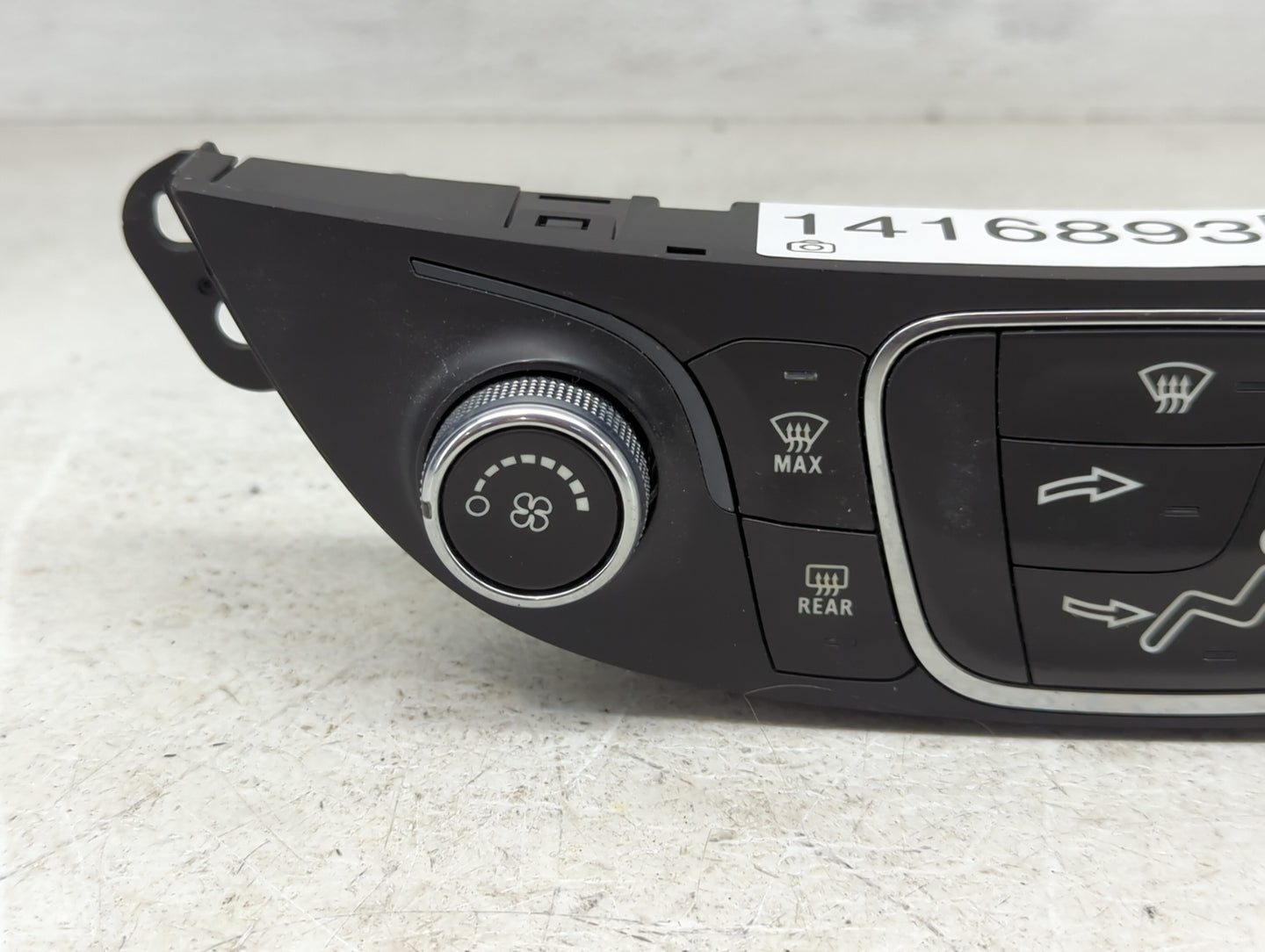 2019-2021 Chevrolet Malibu Climate Control Module Temperature AC/Heater Replacement P/N:84426651 Fits Fits 2019 2020 2021 OE