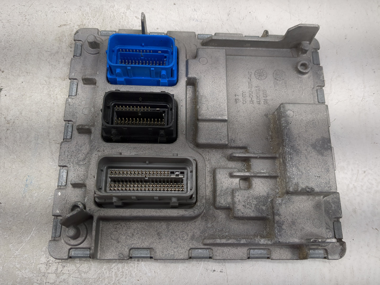 2020-2021 Chevrolet Malibu PCM Engine Control Computer ECU ECM PCU OEM P/N:12710140 Fits Fits 2020 2021 2022 OEM Used Auto P