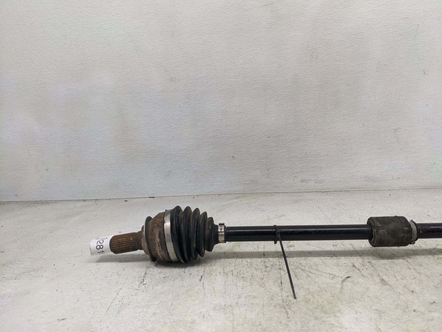 2019-2021 Chevrolet Malibu Axle Shaft Front Passenger Cv C/v - Oemusedautoparts1.com