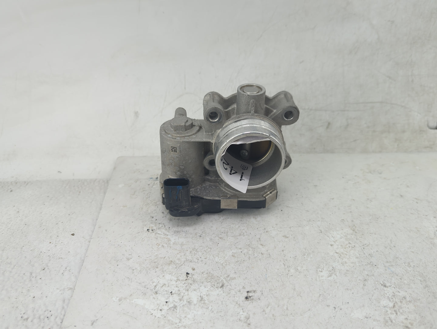 2016-2021 Chevrolet Malibu Throttle Body P/N:12671379AA Fits Fits 2016 2017 2018 2019 2020 2021 2022 OEM Used Auto Parts - O