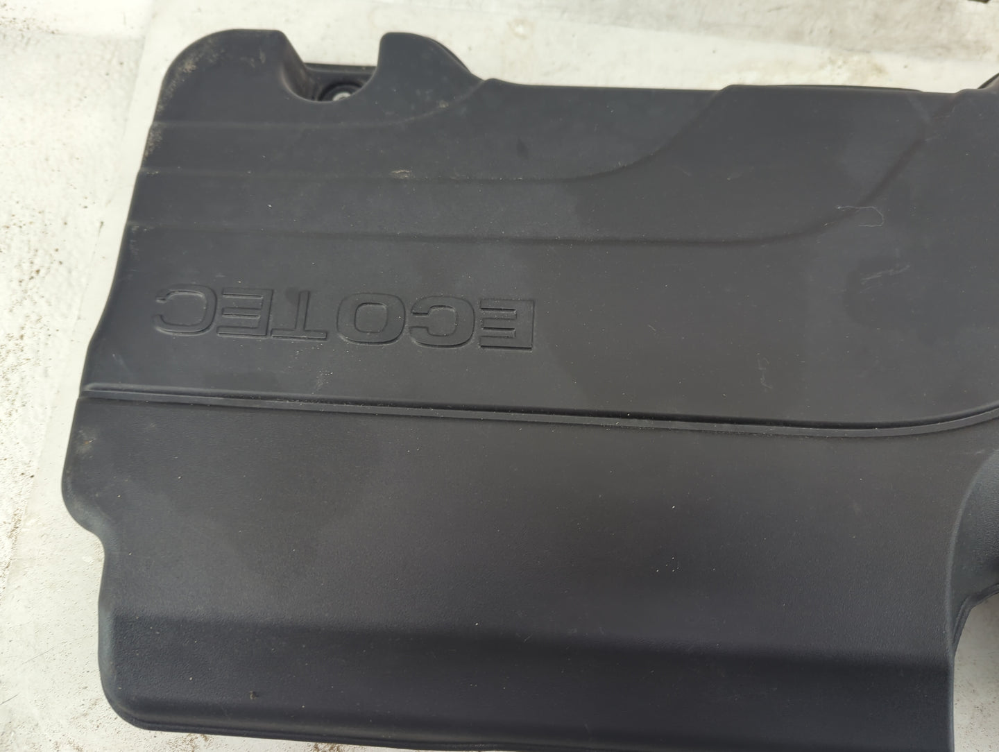 2021 Chevrolet Malibu Engine Cover 1430095 - Oemusedautoparts1.com