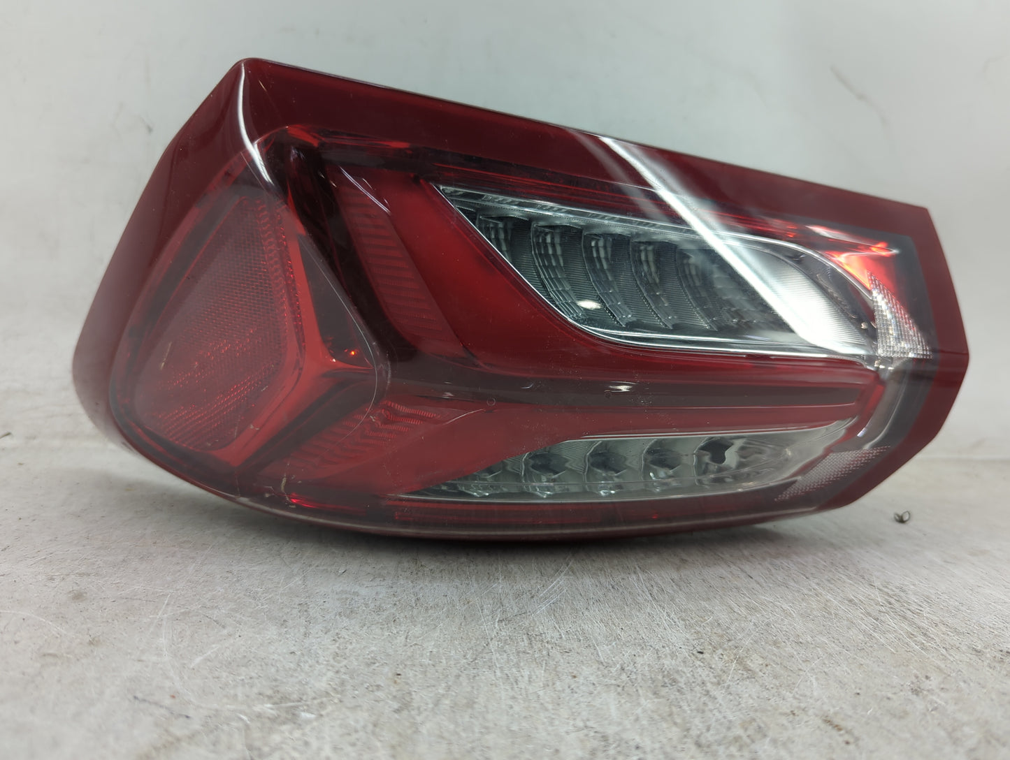 2019-2021 Chevrolet Malibu Tail Light Assembly Passenger Right OEM P/N:84595943 Fits Fits 2019 2020 2021 OEM Used Auto Parts