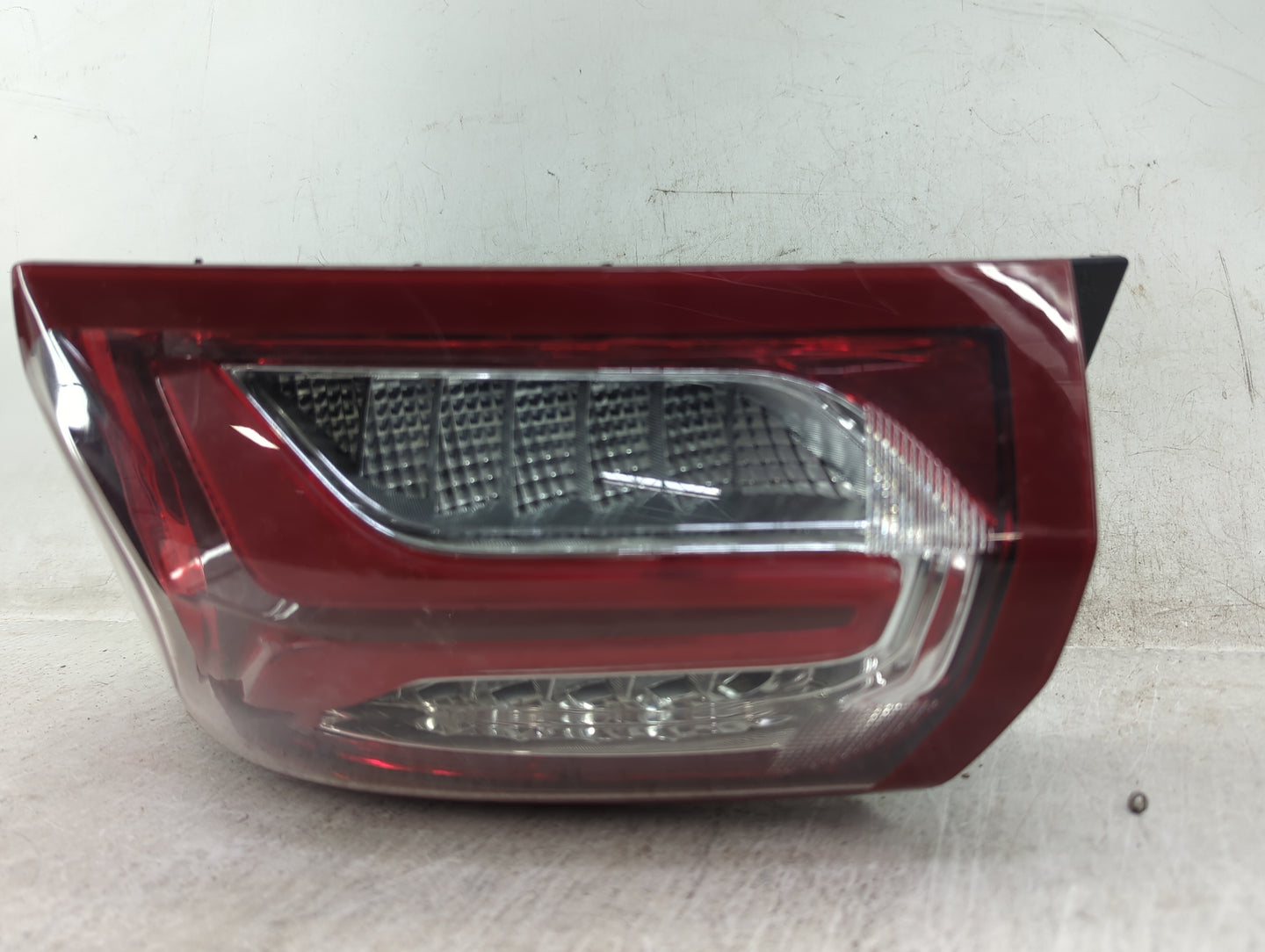 2019-2021 Chevrolet Malibu Tail Light Assembly Passenger Right OEM P/N:84595943 Fits Fits 2019 2020 2021 OEM Used Auto Parts