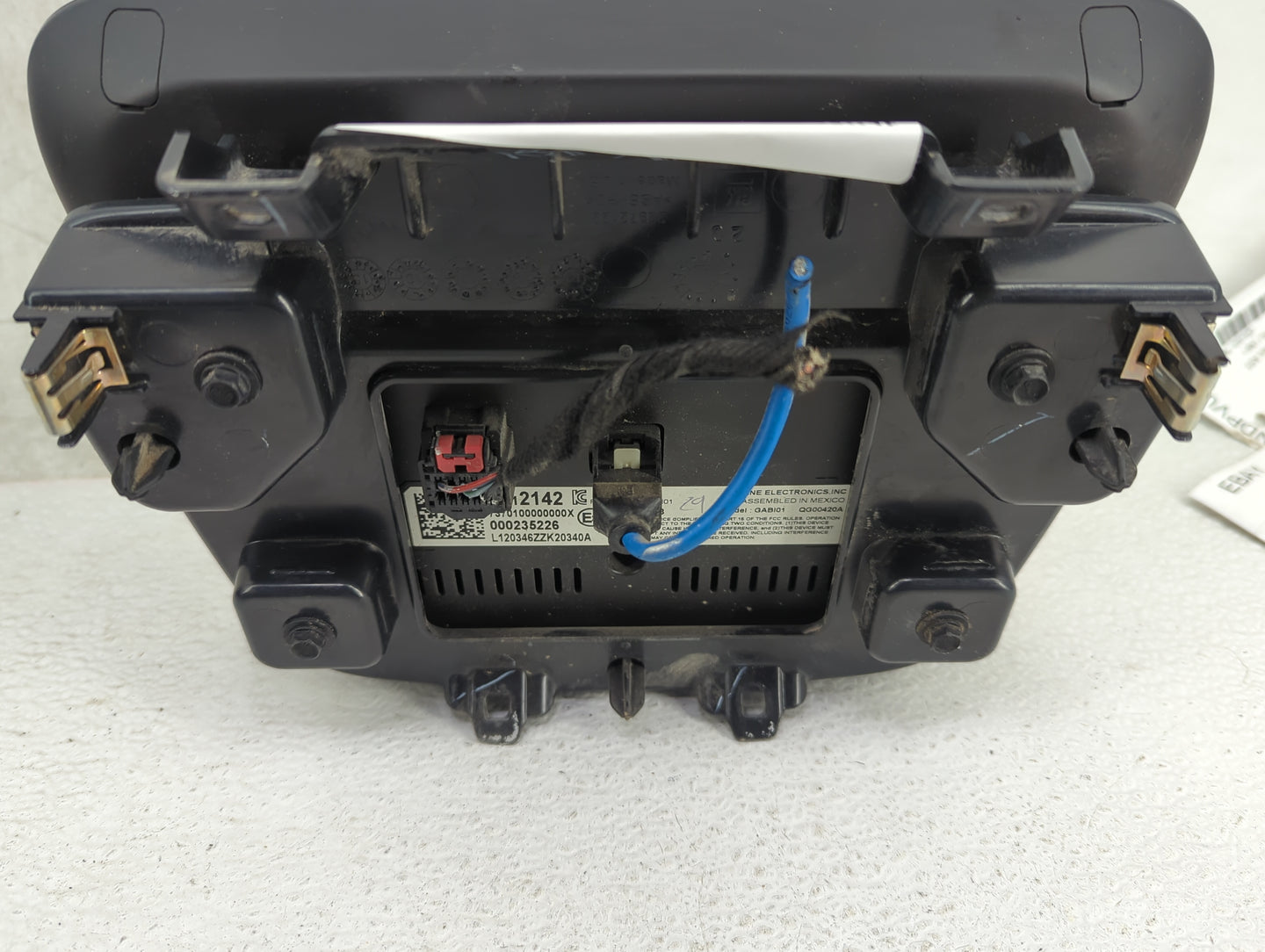 2021 Chevrolet Malibu Information Display Screen Black 1436892 - Oemusedautoparts1.com