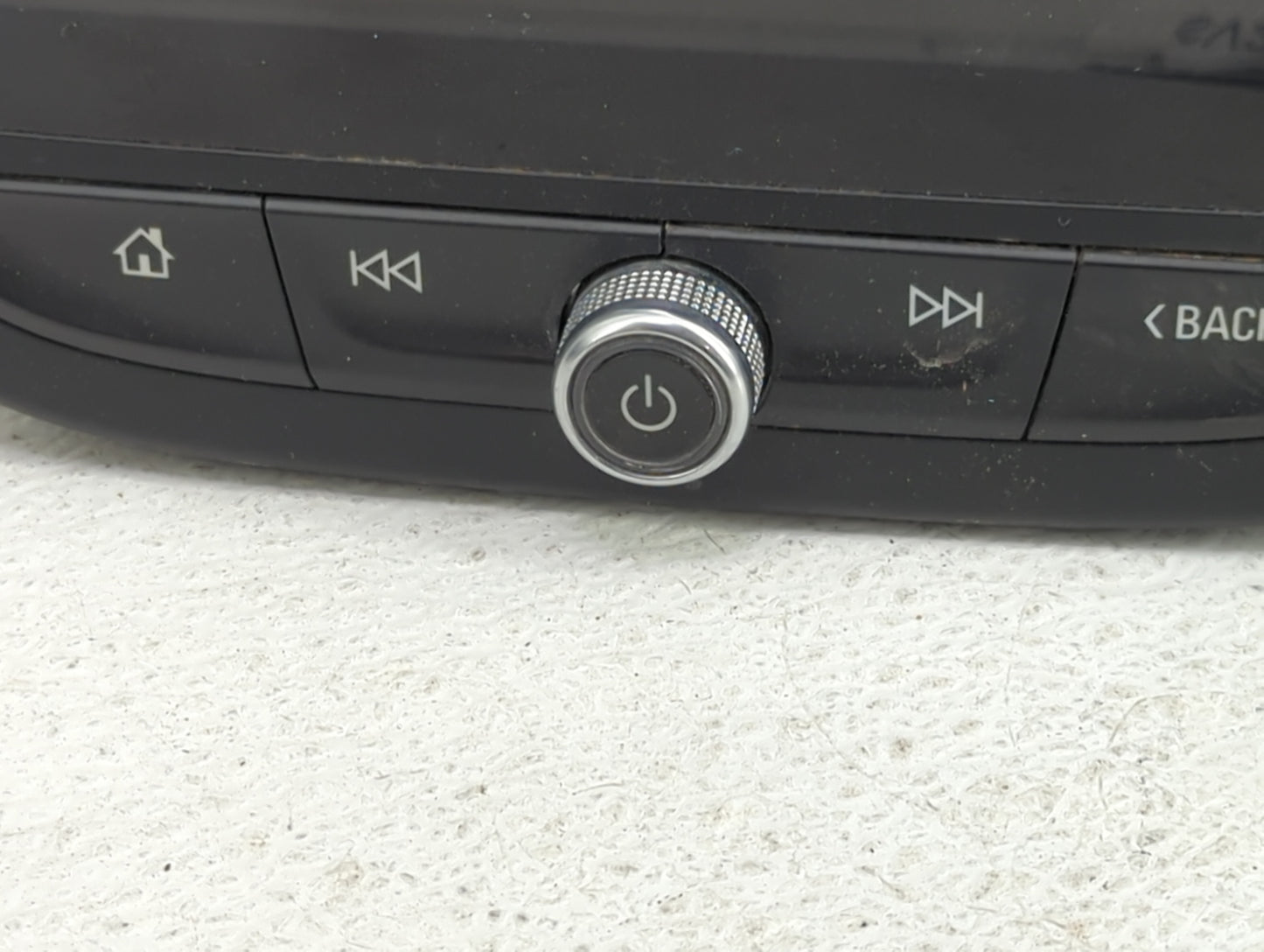2021 Chevrolet Malibu Information Display Screen Black 1436892 - Oemusedautoparts1.com