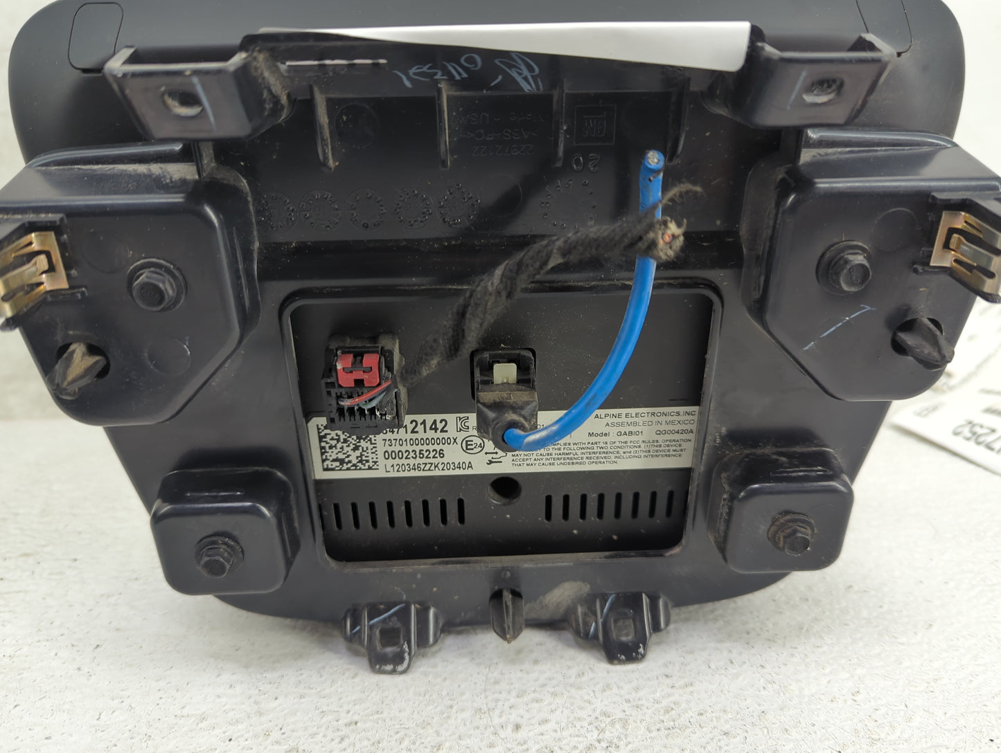 2021 Chevrolet Malibu Information Display Screen Black 1436892 - Oemusedautoparts1.com