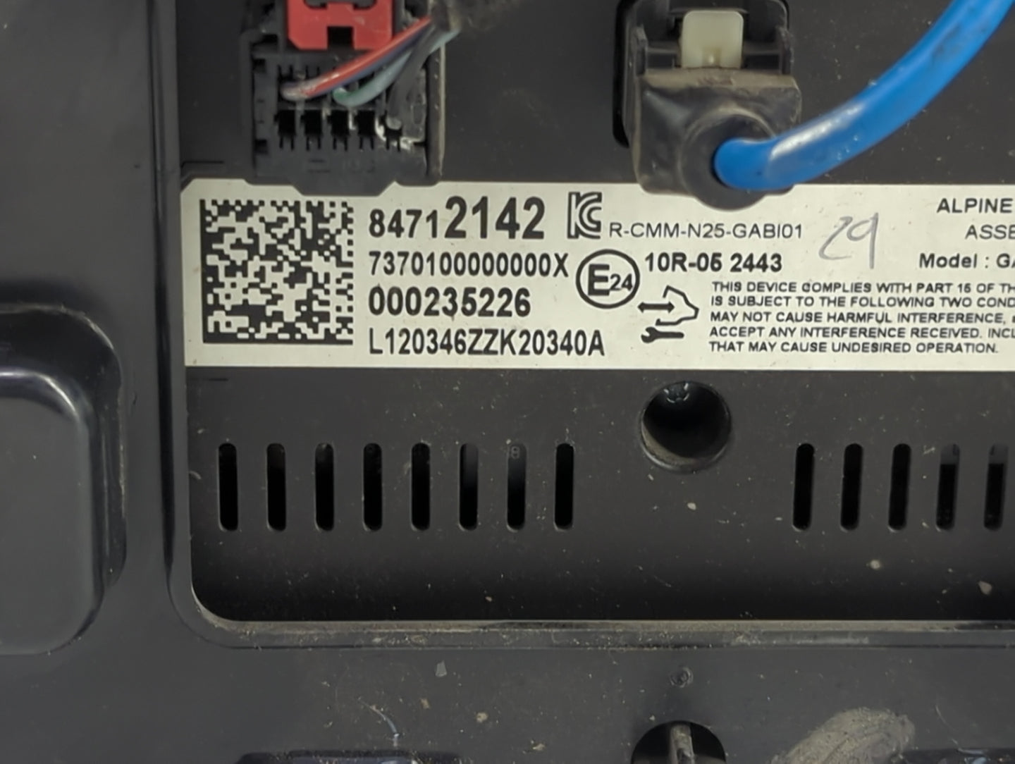 2021 Chevrolet Malibu Information Display Screen Black 1436892 - Oemusedautoparts1.com