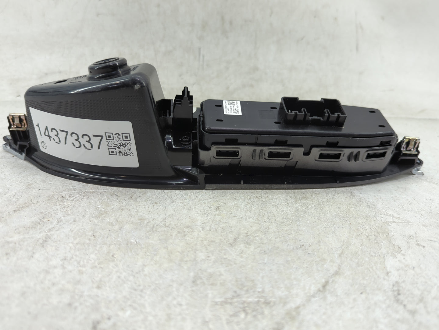 2016-2021 Chevrolet Malibu Master Power Window Switch Replacement Driver Side Left P/N:84493909 Fits OEM Used Auto Parts - O