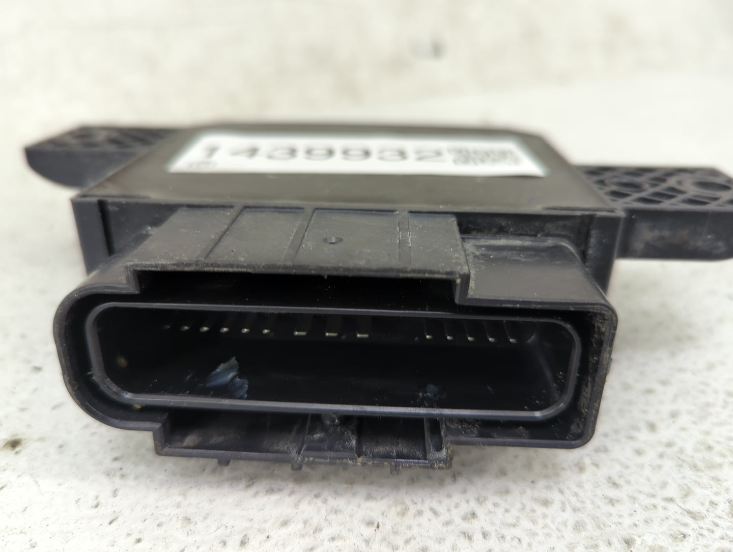 2020-2021 Chevrolet Malibu PCM Engine Control Computer ECU ECM PCU OEM P/N:13554820 8511700000000X Fits Fits 2020 2021 2022 