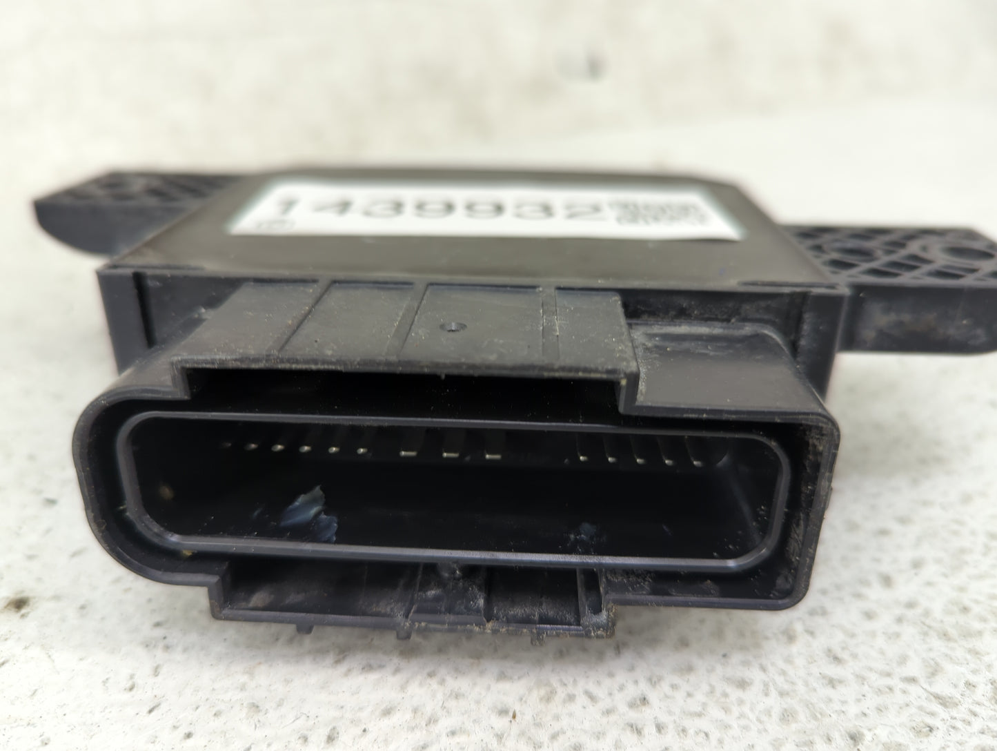 2020-2021 Chevrolet Malibu PCM Engine Control Computer ECU ECM PCU OEM P/N:13554820 8511700000000X Fits Fits 2020 2021 2022 