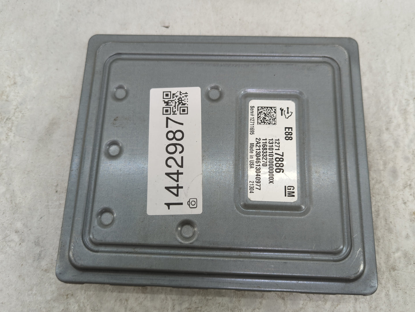 2020-2021 Chevrolet Malibu PCM Engine Control Computer ECU ECM PCU OEM P/N:12717886 Fits Fits 2020 2021 2022 OEM Used Auto P
