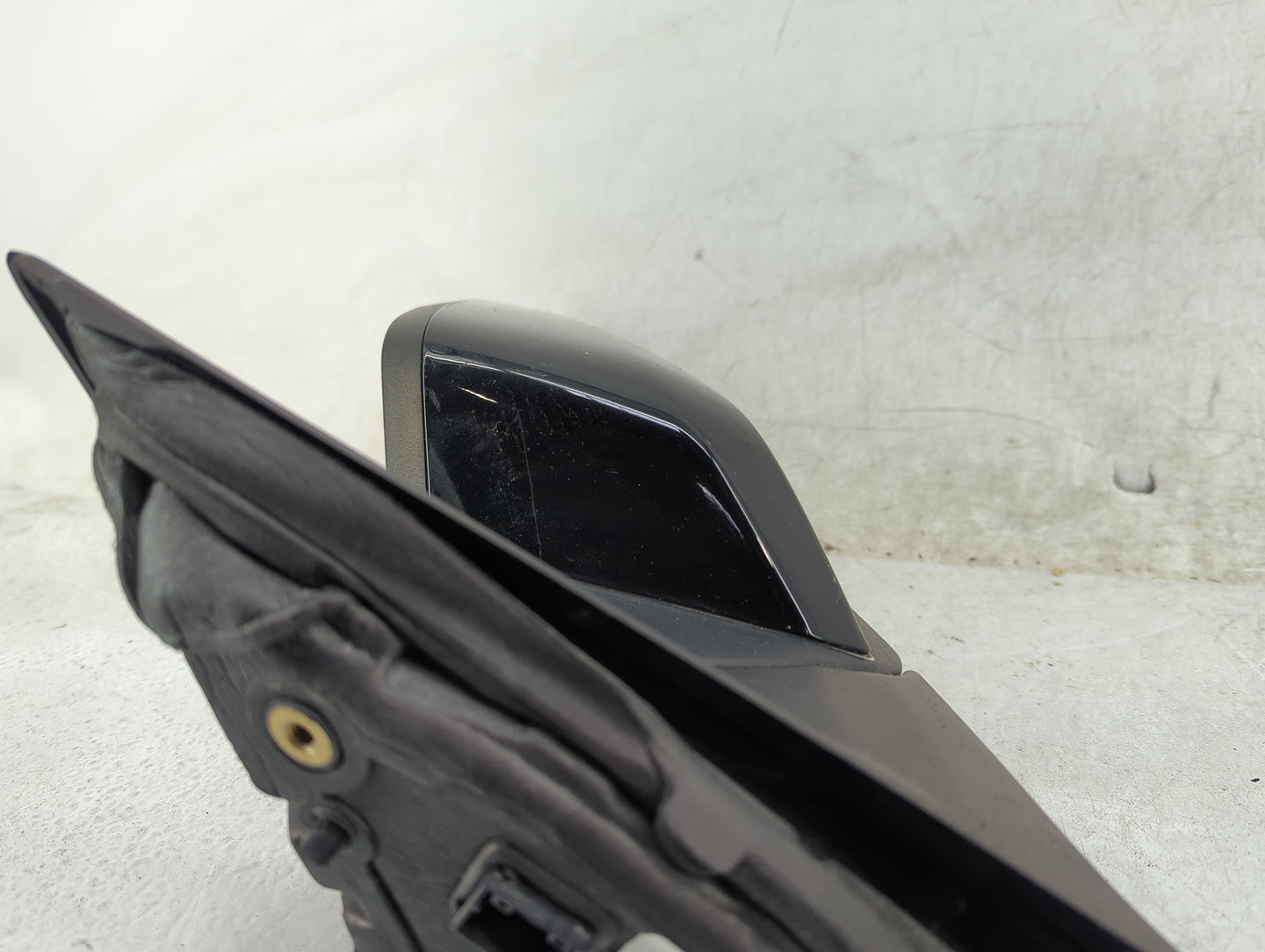 2019-2021 Chevrolet Malibu Driver Side View Mirror - Left Door Mirror OEM Used - Oemusedautoparts1.com