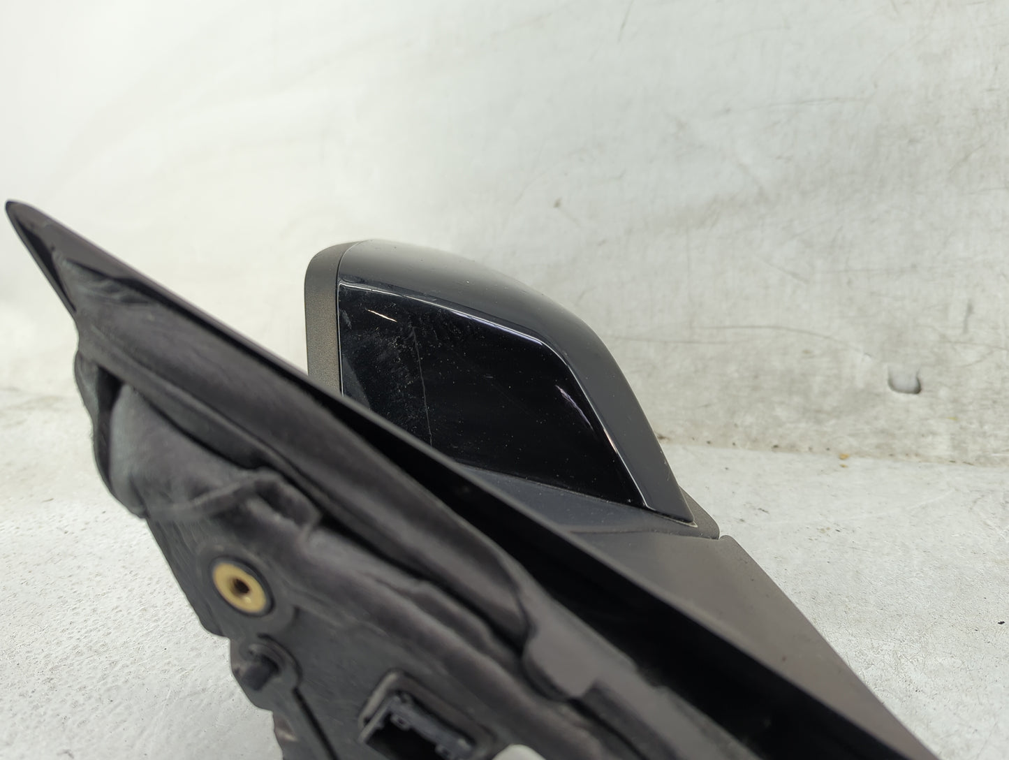 2019-2021 Chevrolet Malibu Driver Side View Mirror - Left Door Mirror OEM Used - Oemusedautoparts1.com