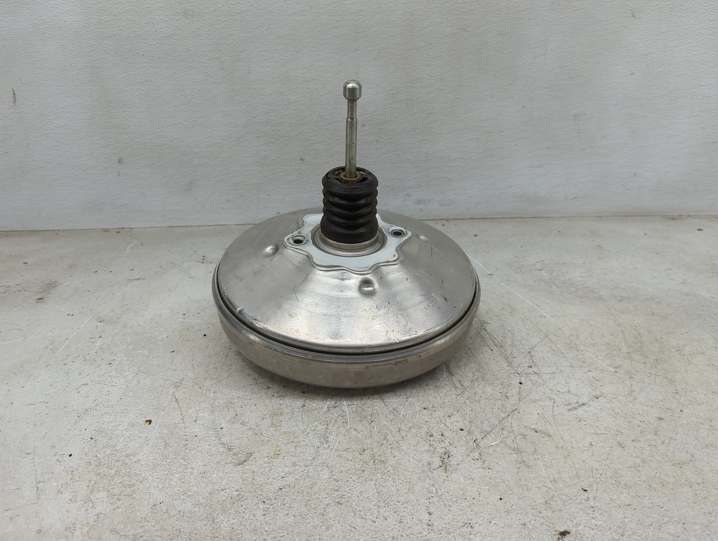 2016-2021 Chevrolet Malibu Power Brake Booster Oem 1450853 - Oemusedautoparts1.com
