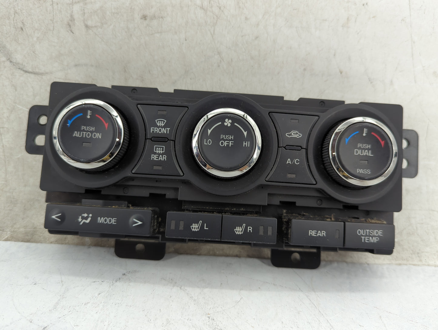 2019-2021 Chevrolet Malibu Climate Control Module Temperature AC/Heater Replacement P/N:TE70-61-190 Fits Fits 2019 2020 2021
