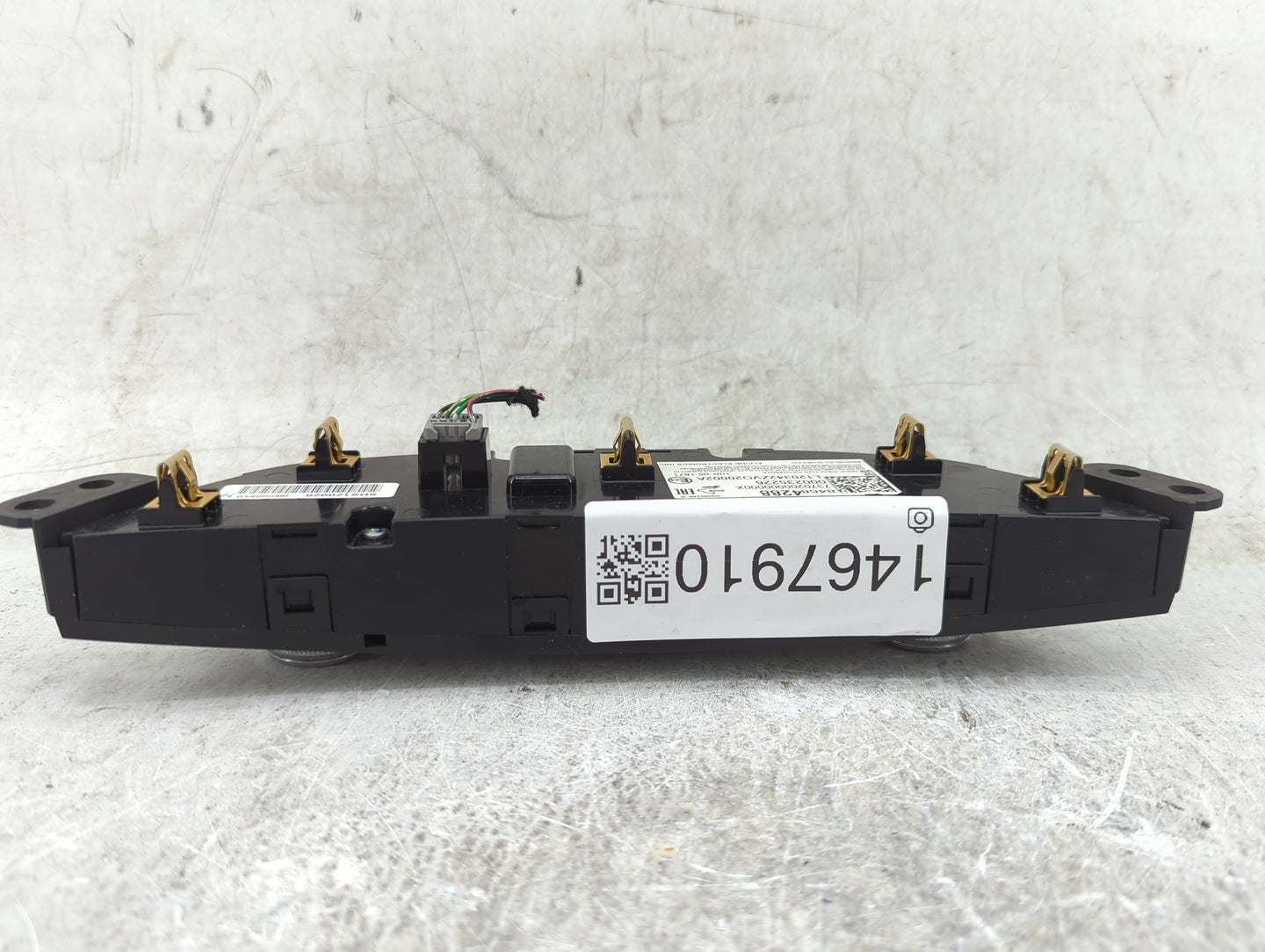 2018-2021 Chevrolet Malibu Climate Control Module Temperature AC/Heater Replacement P/N:84684288 Fits Fits 2018 2019 2020 20