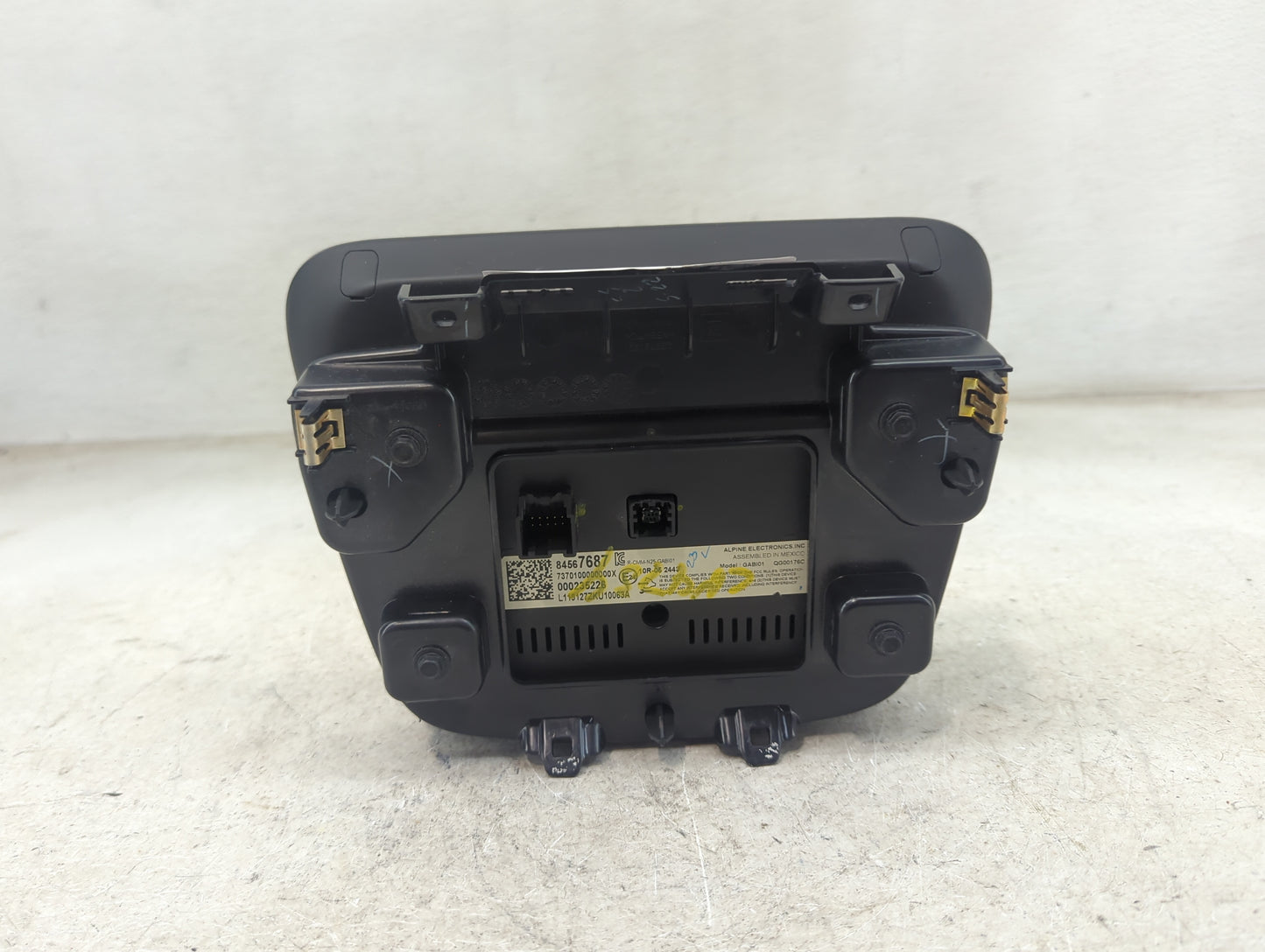 2021 Chevrolet Malibu Information Display Screen 1468745 - Oemusedautoparts1.com