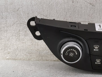 2019-2021 Chevrolet Malibu Climate Control Module Temperature AC/Heater Replacement P/N:84426651 7370200000000X Fits OEM Used Auto Parts