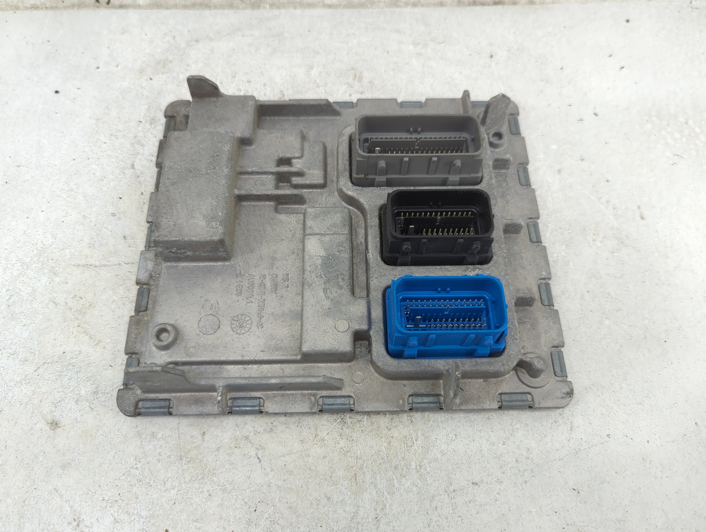2020-2021 Chevrolet Malibu PCM Engine Control Computer ECU ECM PCU OEM P/N:12717886 12711695 Fits Fits 2020 2021 2022 OEM Us