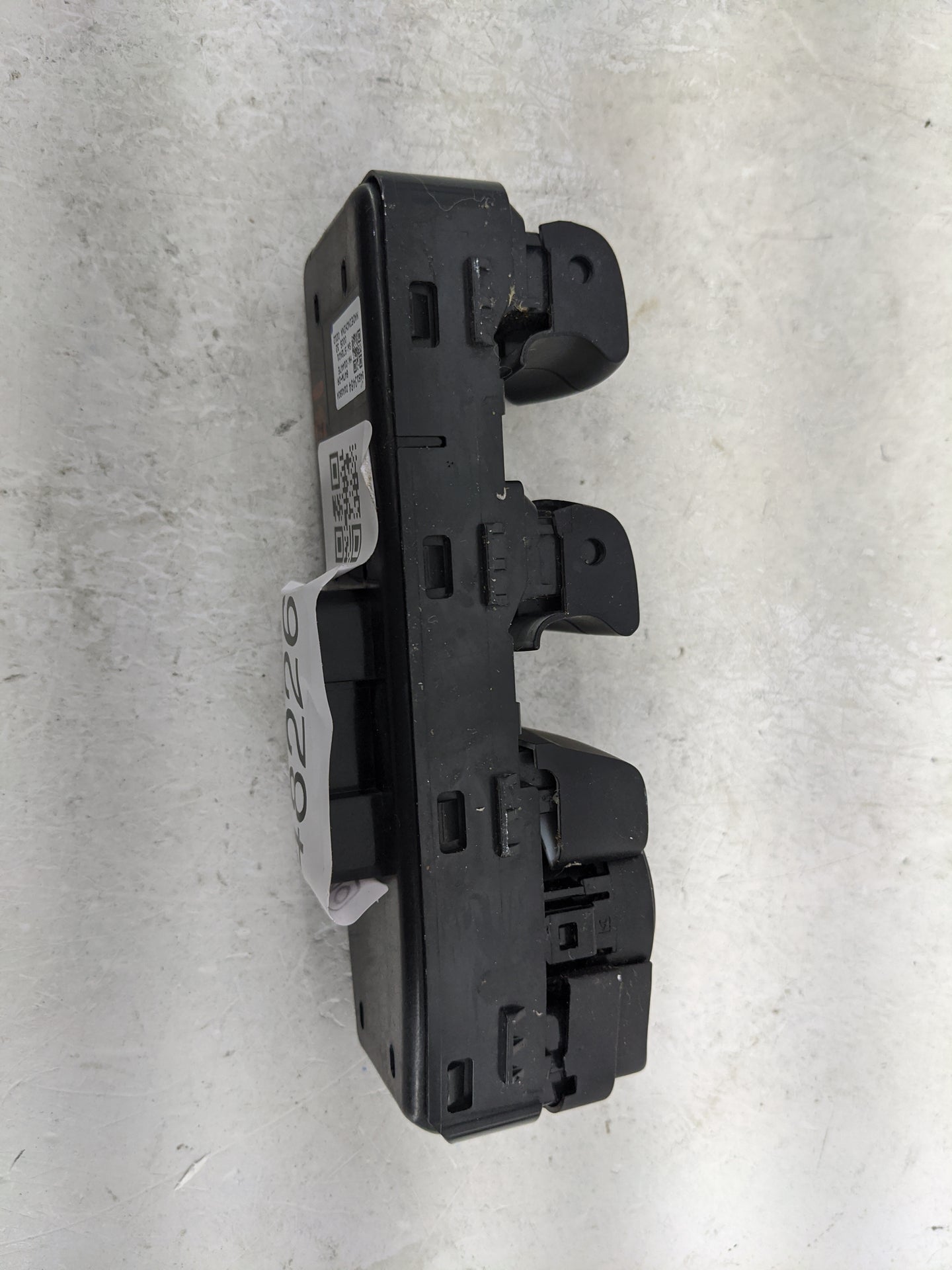 2016-2021 Chevrolet Malibu Master Power Window Switch Replacement Driver Side Left P/N:84513464 D1A160A Fits OEM Used Auto P