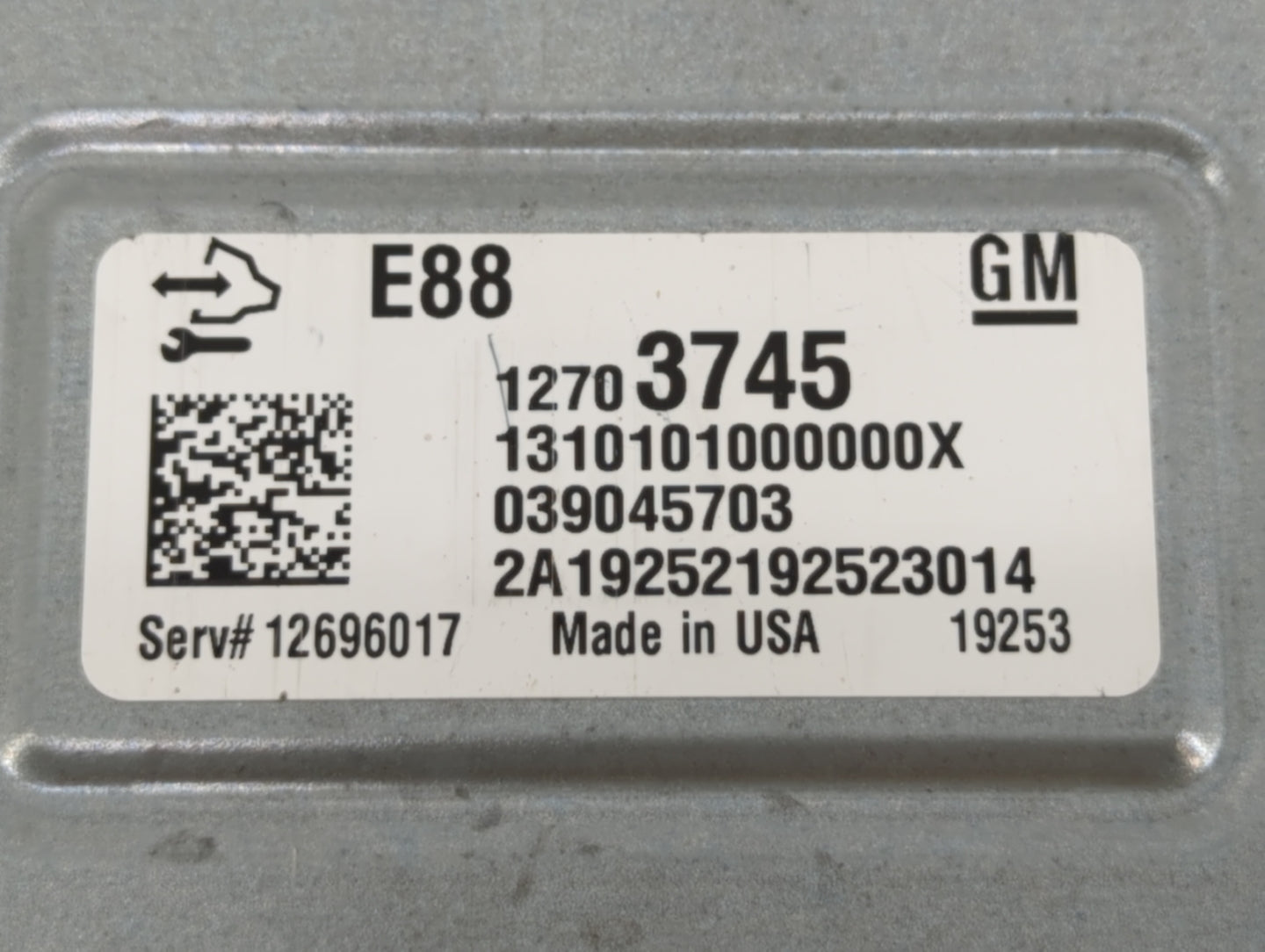 2020-2021 Chevrolet Malibu PCM Engine Control Computer ECU ECM PCU OEM P/N:12703745 12717886, 12696017 Fits Fits 2020 2021 2